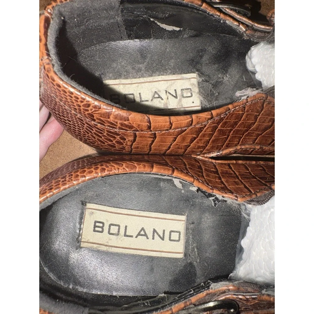 Bolano step out